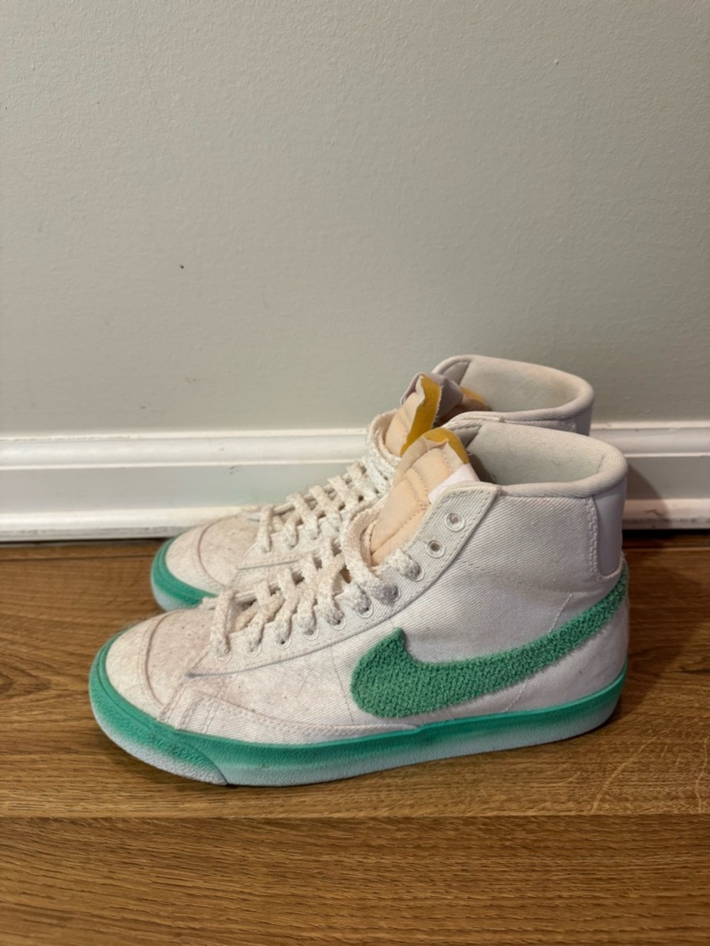 Nike White Interior Label with Black Swoosh